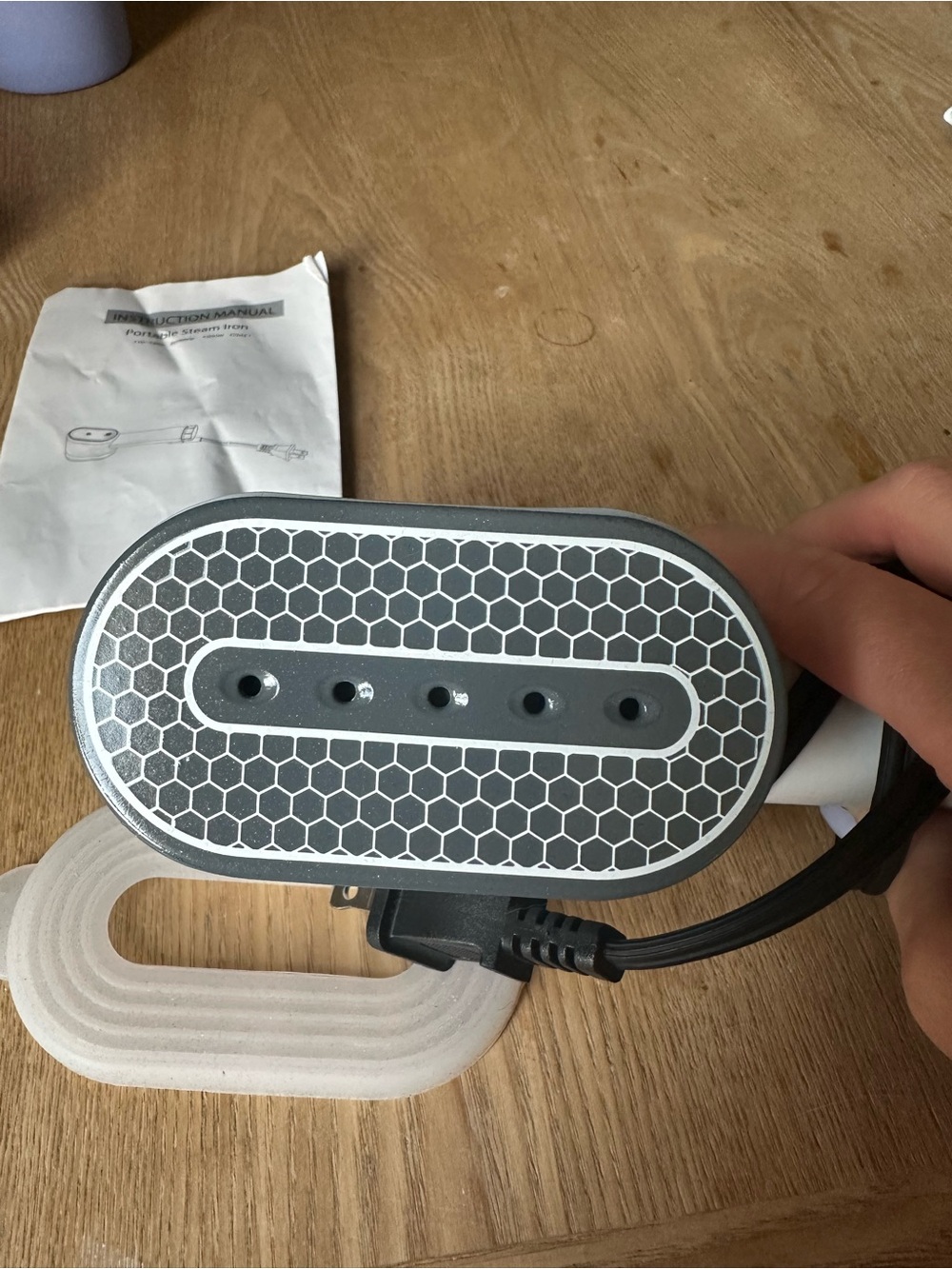Handheld Fabric Steamer in Gray with Honeycomb Plate